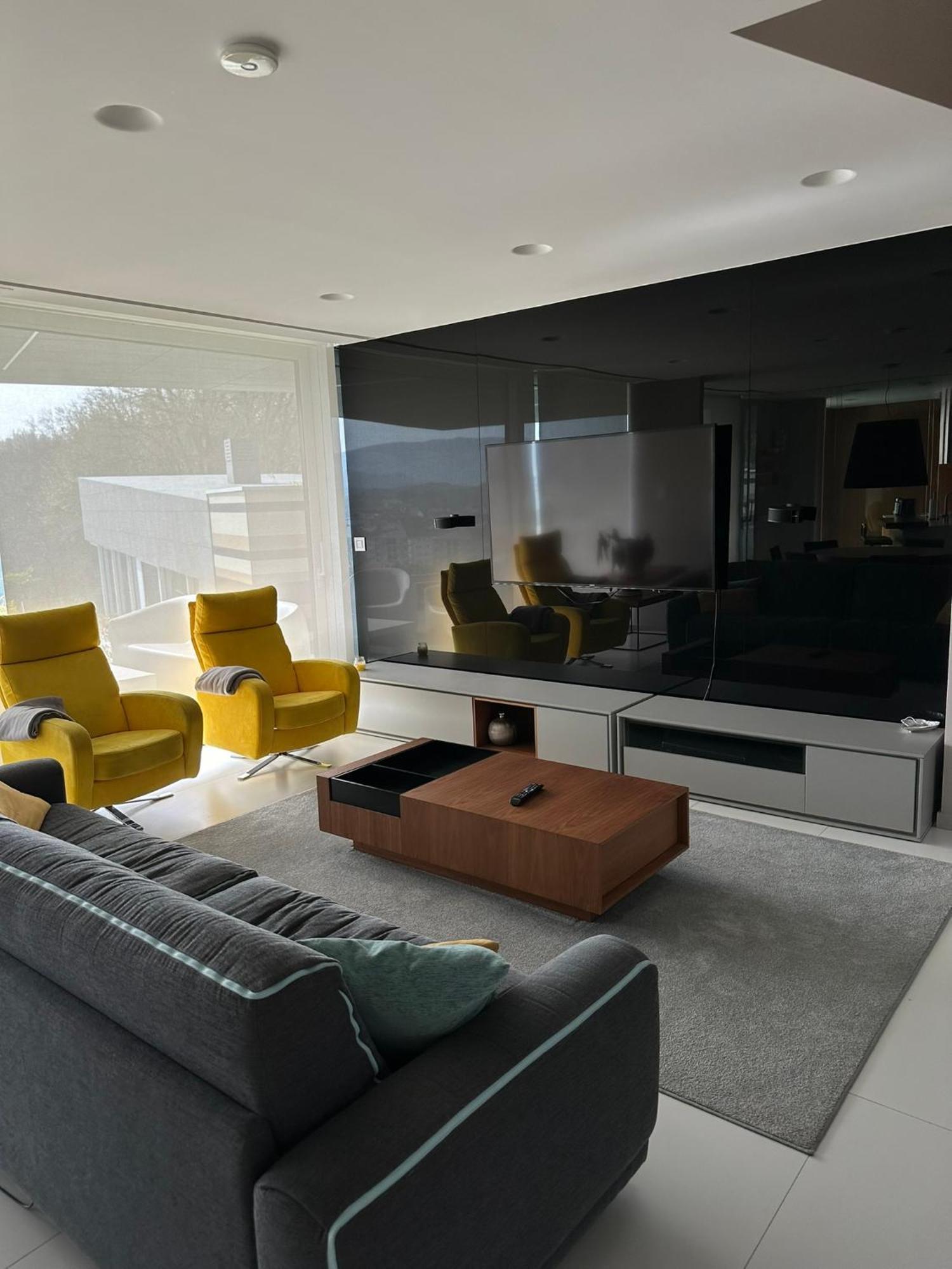 Tres Prismas Exclusive Villa Sarria Exterior photo
